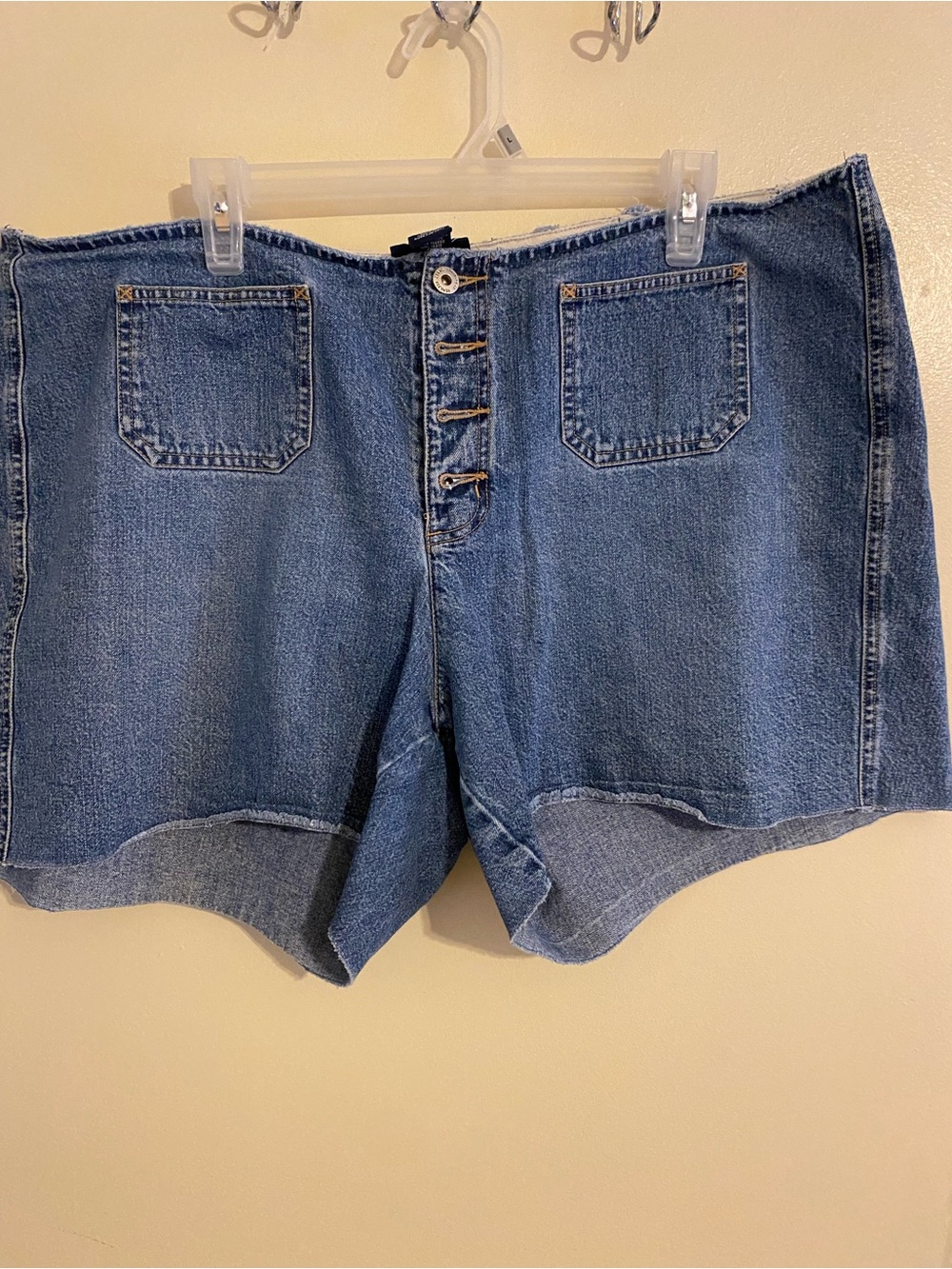 Button-Front Denim Jean Shorts in Blue